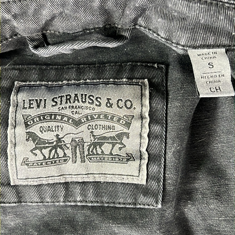 LEVIS Denim Sherpa Trucker Jacket Women SM Black Acid Wash Cotton Zip Up‎ Snap - Picture 15 of 17